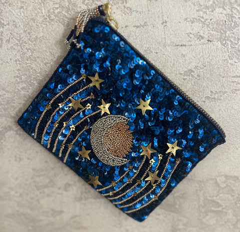 Moon pouch