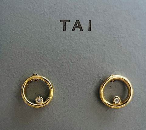 Circle earrings by Tai